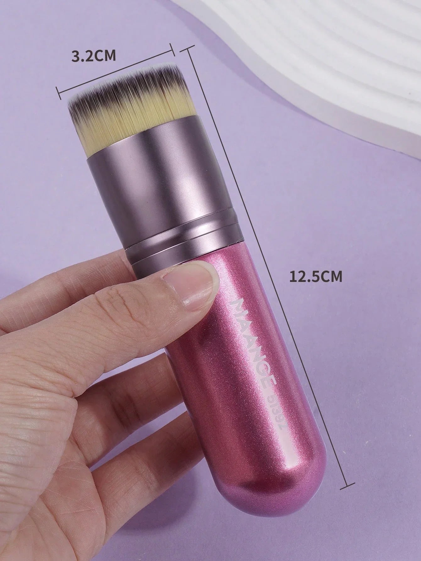 MAANGE 1pc Flat Top Foundation Brush Soft Dense Fiber Big Large Makeup Brush With Box, Makeup Beauty Tool For Gift, Travel, Easy To Carrying,Foundation Brush,Concealer Brush,Blush Brush,Contour Brush,Blush Brush,Bronzer Brush,Powder Brush,Foundation Brush