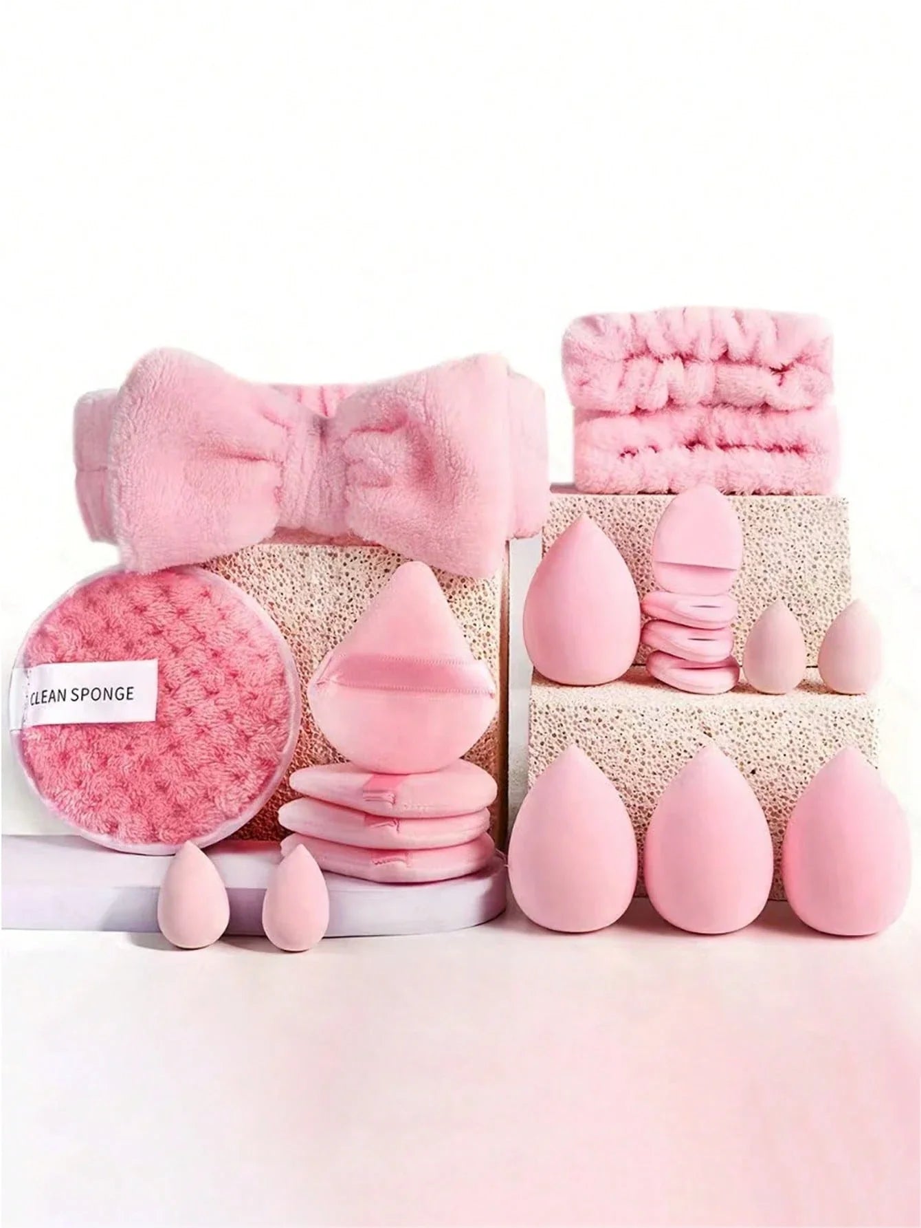 33pcs Makeup Tools Set Including:13PCS Makeup Brush Set+4PCS Makeup Sponges+4PCS Mini Makeup Sponges+4PCS Triangle Powder Puffs+4PCS Mini Air Cushion Powder Puffs+1pc Facial Cleansing Sponges+1pc Hairband+2PCS Hand Bowl Strap Makeup Brush Random Color,Bru