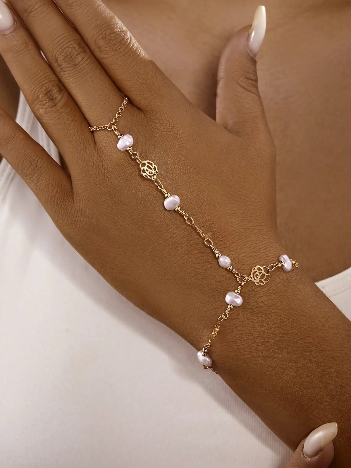 Pearl Floral Full Finger Bracelet