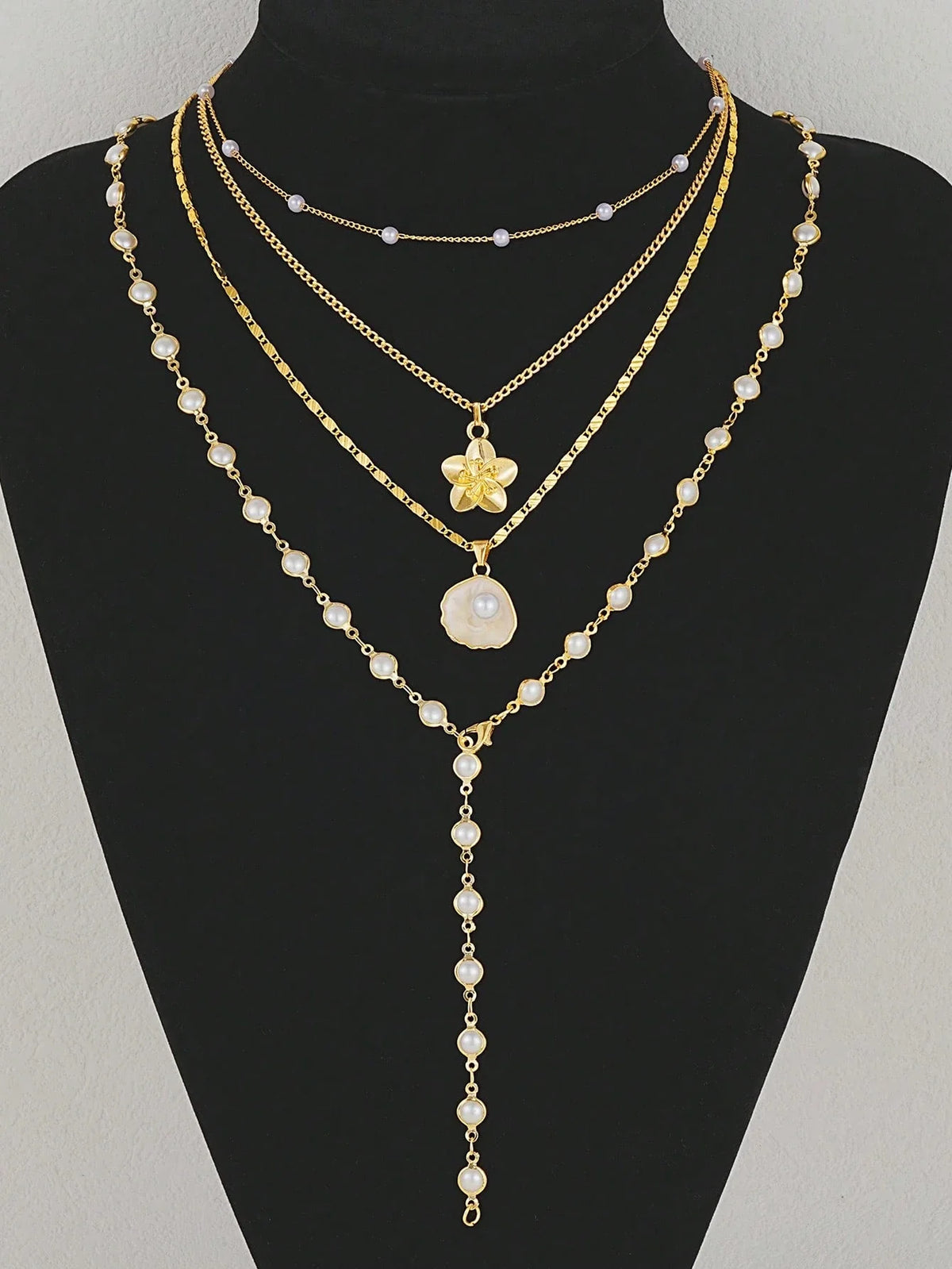 Bohemian Shell Pearl Necklace Set