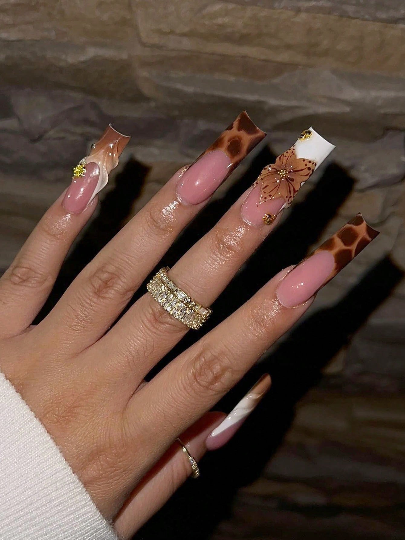 24pcs Luxury Extra Long Rectangular Nail Stickers, Decorated With 3D Golden Butterfly & Rhinestone Patterns, Champagne Warm Tones, Full Coverage, Suitable For Women, Girls, Parties, Dancing, Easy To Apply And Remove