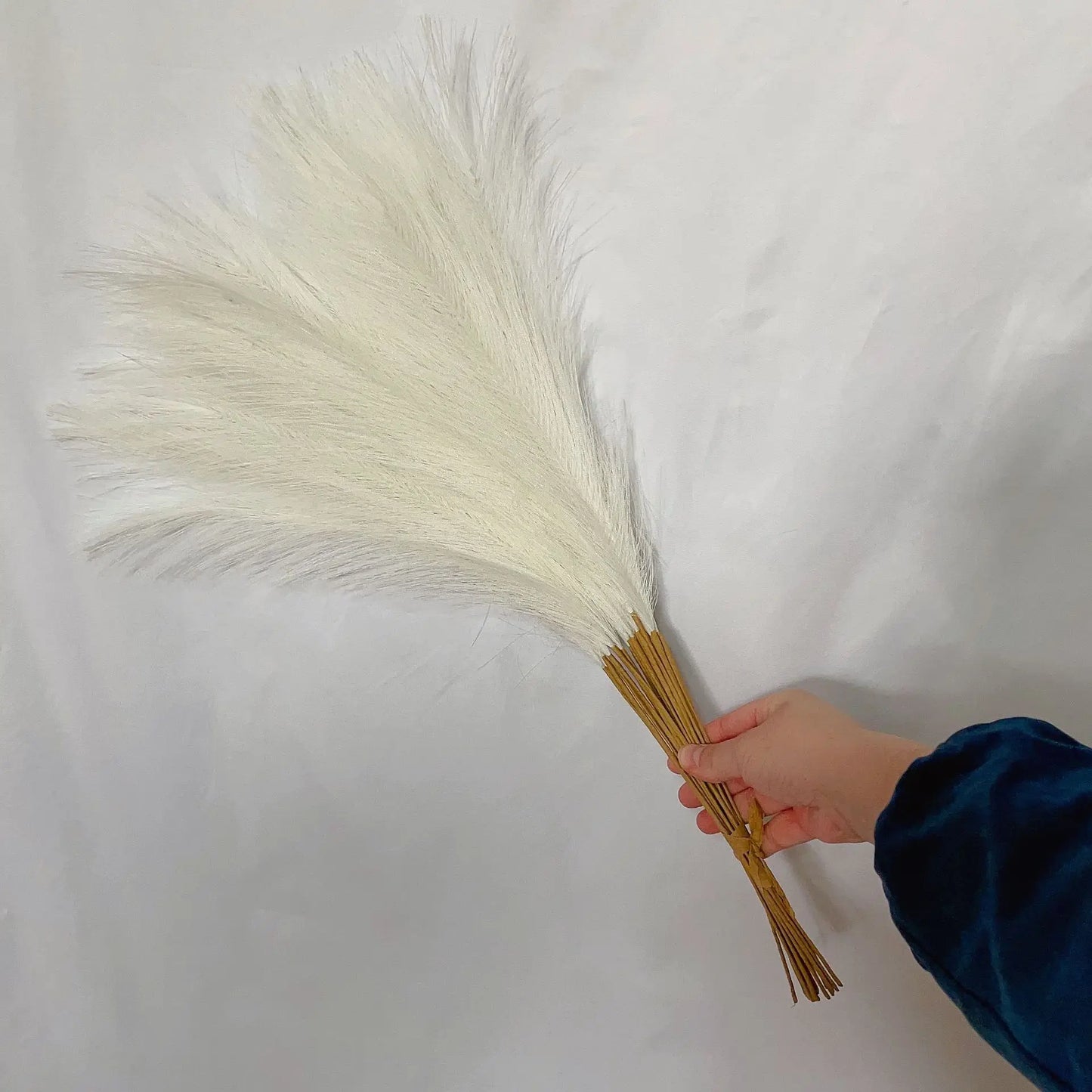 10Pcs Artificial Flowers Fluffy Pampas Grass Decor Fake Plant Reed Flower for Wedding Boho Bouquet Office Hotel Vase Decoration