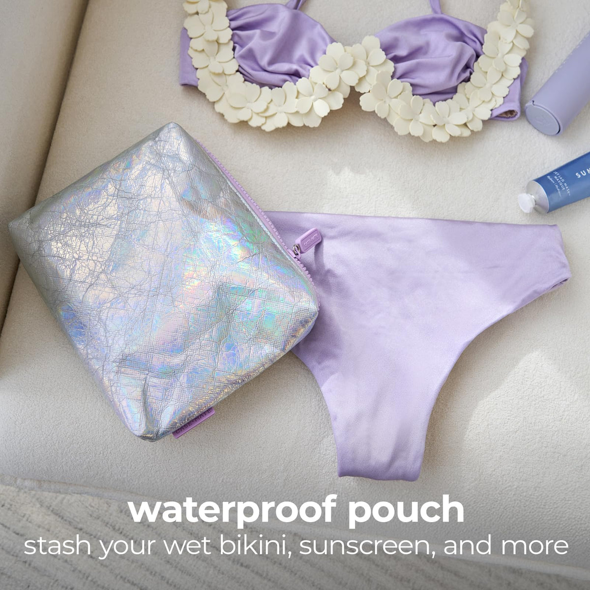 Case-Mate Soap Bubble Essential Crinkle Makeup Bag - Iridescent