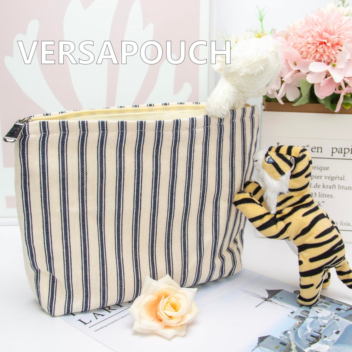Flat Makeup Bag for Women,Zipper Cosmetic Pouch,Vintage Stripe Navy Blue