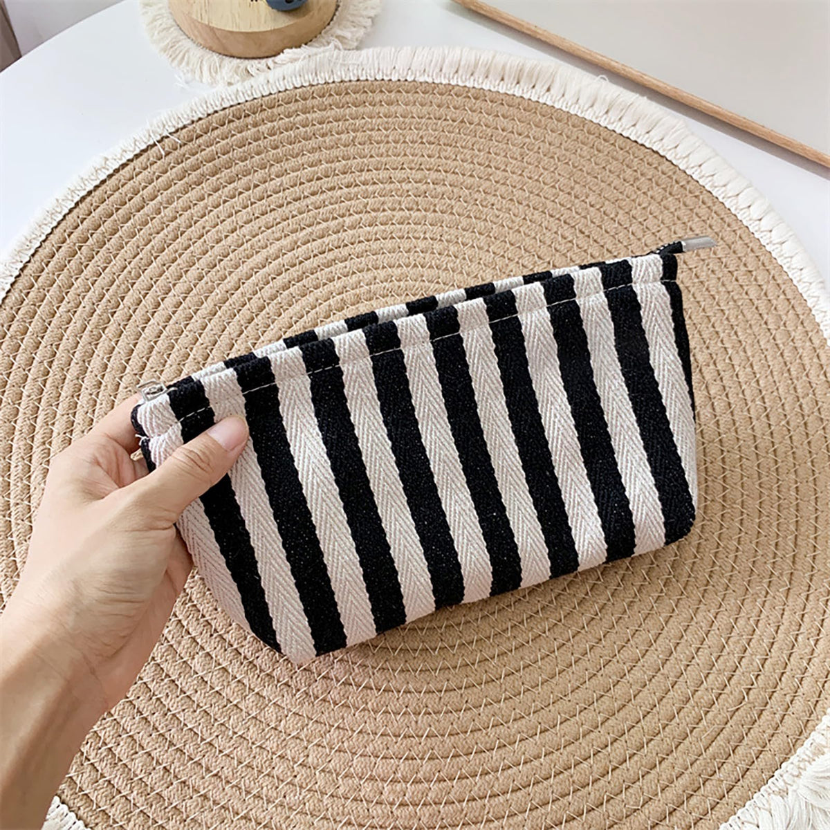 HAPPYHEIDI Small Makeup Brush Bag Zipper Pouch, Black White Striped