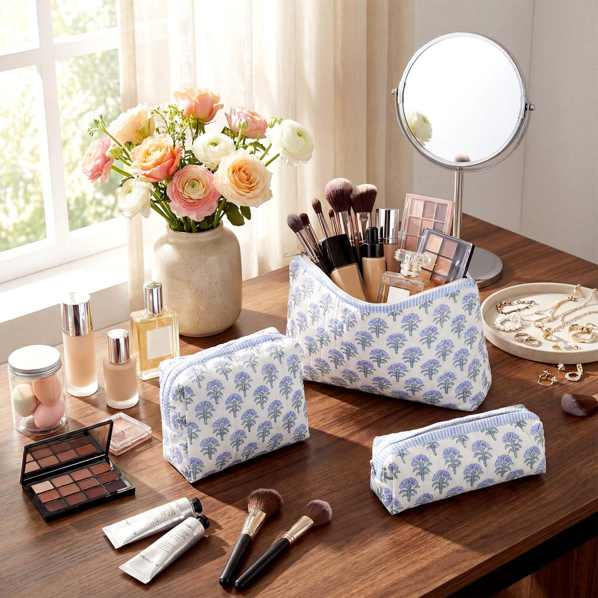 Meanplan 3 Pcs Blue Block Print Quilted Makeup Bag for Women Last Toast on The Coast Quilted Cosmetic Bag Bachelorette Favors Cornflower Coquette Floral Toiletry Pouch Travel Organizer
